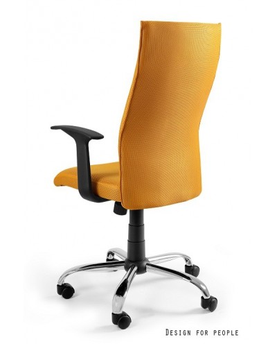 Żółty fotel biurowy BLACK ON BLACK membrana - obrotowy